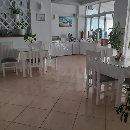 Ceko 3* Sarandë